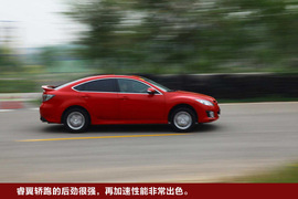 2010款马自达睿翼轿跑对比思铂睿