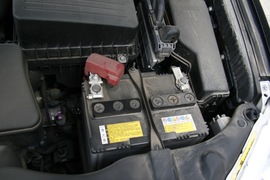 2010款丰田凯美瑞240V