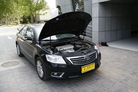 2010款丰田凯美瑞240V
