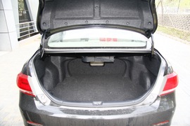 2010款丰田凯美瑞240V