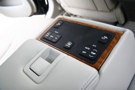 2010款丰田凯美瑞240V
