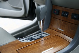 2010款丰田凯美瑞240V