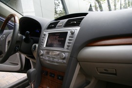 2010款丰田凯美瑞240V