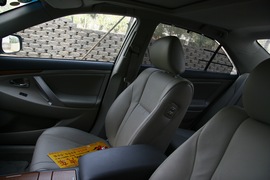 2010款丰田凯美瑞240V