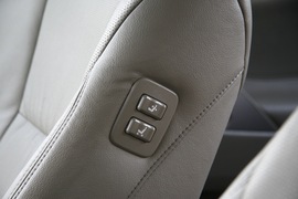 2010款丰田凯美瑞240V