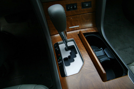 2010款丰田凯美瑞240V