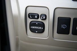 2010款丰田凯美瑞240V