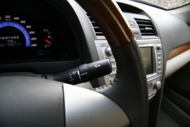 2010款丰田凯美瑞240V
