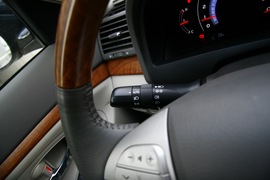 2010款丰田凯美瑞240V