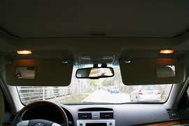 2010款丰田凯美瑞240V