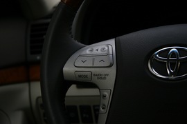 2010款丰田凯美瑞240V