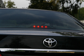 2010款丰田凯美瑞240V