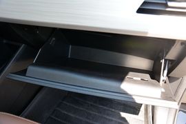 2016款吉利博越1.8TD自动两驱智尊型