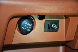 2016款吉利金刚1.5L手动进取型