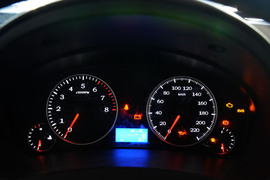 2016款吉利金刚1.5L手动进取型