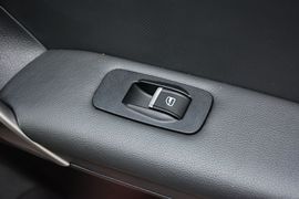 2016款奇瑞瑞虎3