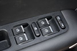 2016款奇瑞瑞虎3