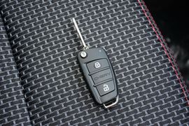 2016款奇瑞瑞虎3