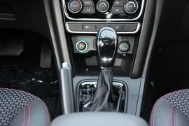 2016款奇瑞瑞虎3