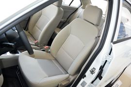 2015款长安悦翔V3