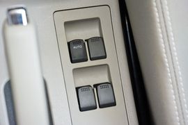 2015款长安悦翔V3