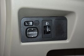 2015款长安悦翔V3