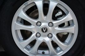 2015款长安悦翔V3