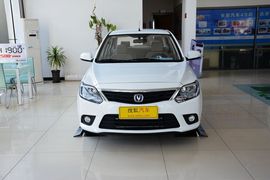 2015款长安悦翔V3