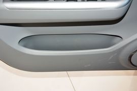 2014款铃木雨燕1.5L手动时尚型