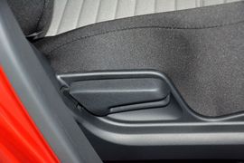 2014款铃木雨燕1.5L手动时尚型