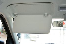 2014款铃木雨燕1.5L手动时尚型