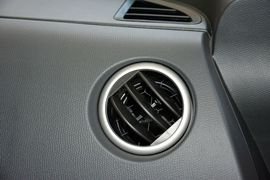 2014款铃木雨燕1.5L手动时尚型