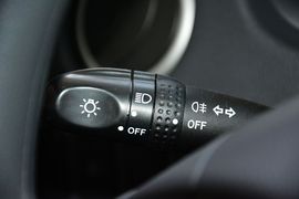 2014款铃木雨燕1.5L手动时尚型