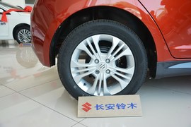 2014款铃木雨燕1.5L手动时尚型