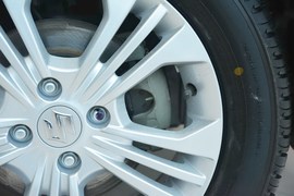 2014款铃木雨燕1.5L手动时尚型