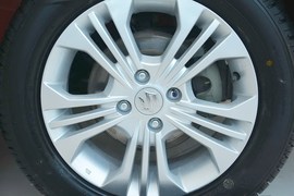 2014款铃木雨燕1.5L手动时尚型