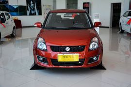 2014款铃木雨燕1.5L手动时尚型