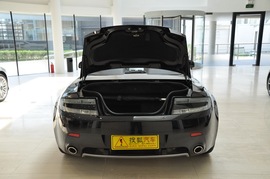 2010款阿斯顿马丁V8