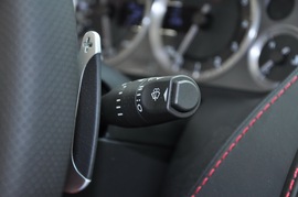 2010款阿斯顿马丁V8