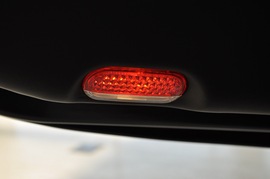 2010款阿斯顿马丁V8