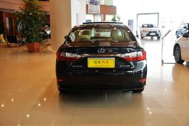 2015款雷克萨斯ES200精英版