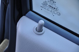 2010款奇瑞旗云2