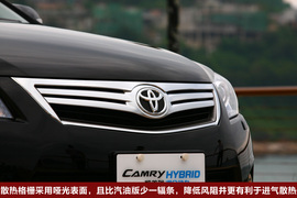 2010款丰田凯美瑞混动试驾