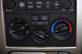2007款伊兰特1.6手动舒适型