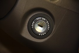 2010款现代悦动1.6