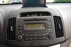 2010款现代悦动1.6