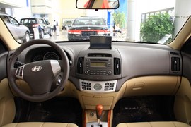 2010款现代悦动1.6