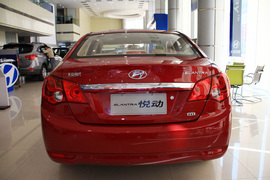 2010款现代悦动1.6