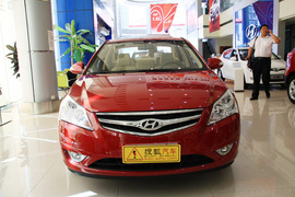2010款现代悦动1.6