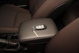 2010款铃木凯泽西2.4L
